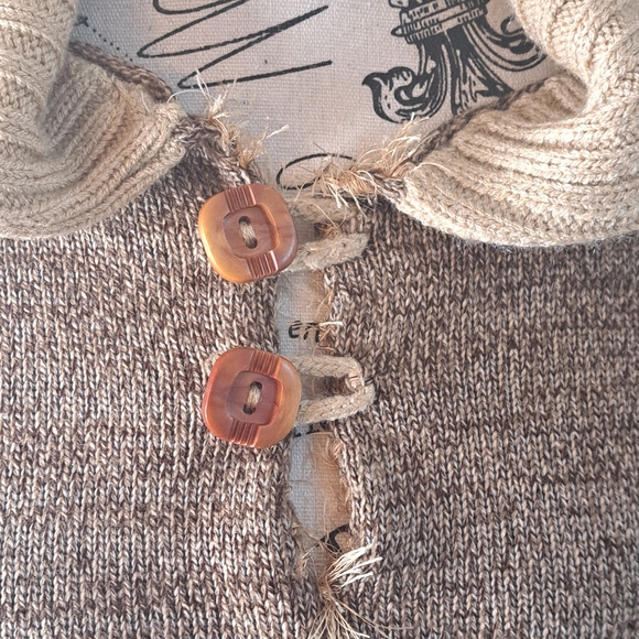 A Beautiful one of a kind poncho (I never used it ) - Picture 5 of 16